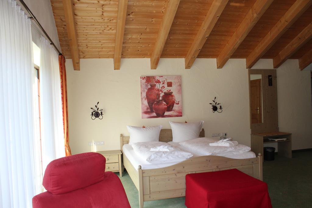 Hubertushof Hotel Garni Oberstaufen Szoba fotó